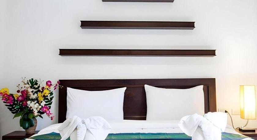 Triple Rund Place Hotel Patong Екстериор снимка