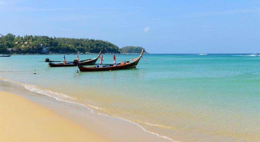 Triple Rund Place Hotel Patong Екстериор снимка