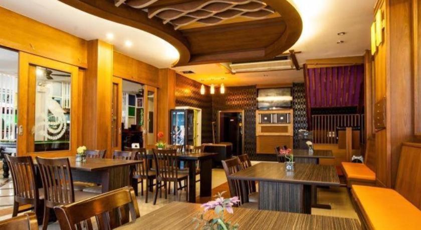 Triple Rund Place Hotel Patong Екстериор снимка