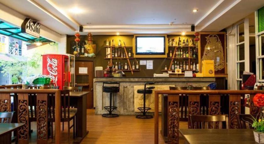 Triple Rund Place Hotel Patong Екстериор снимка
